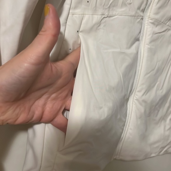 Lululemon down jacket - Picture 2 of 8